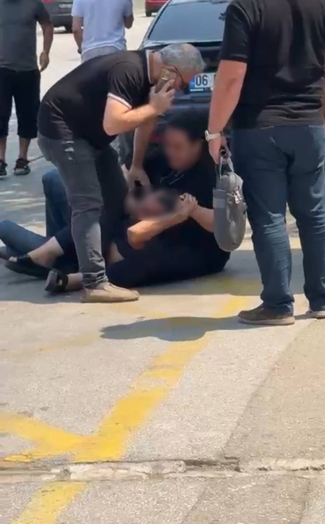 Eski eşinden kocasına meydan dayağı 2