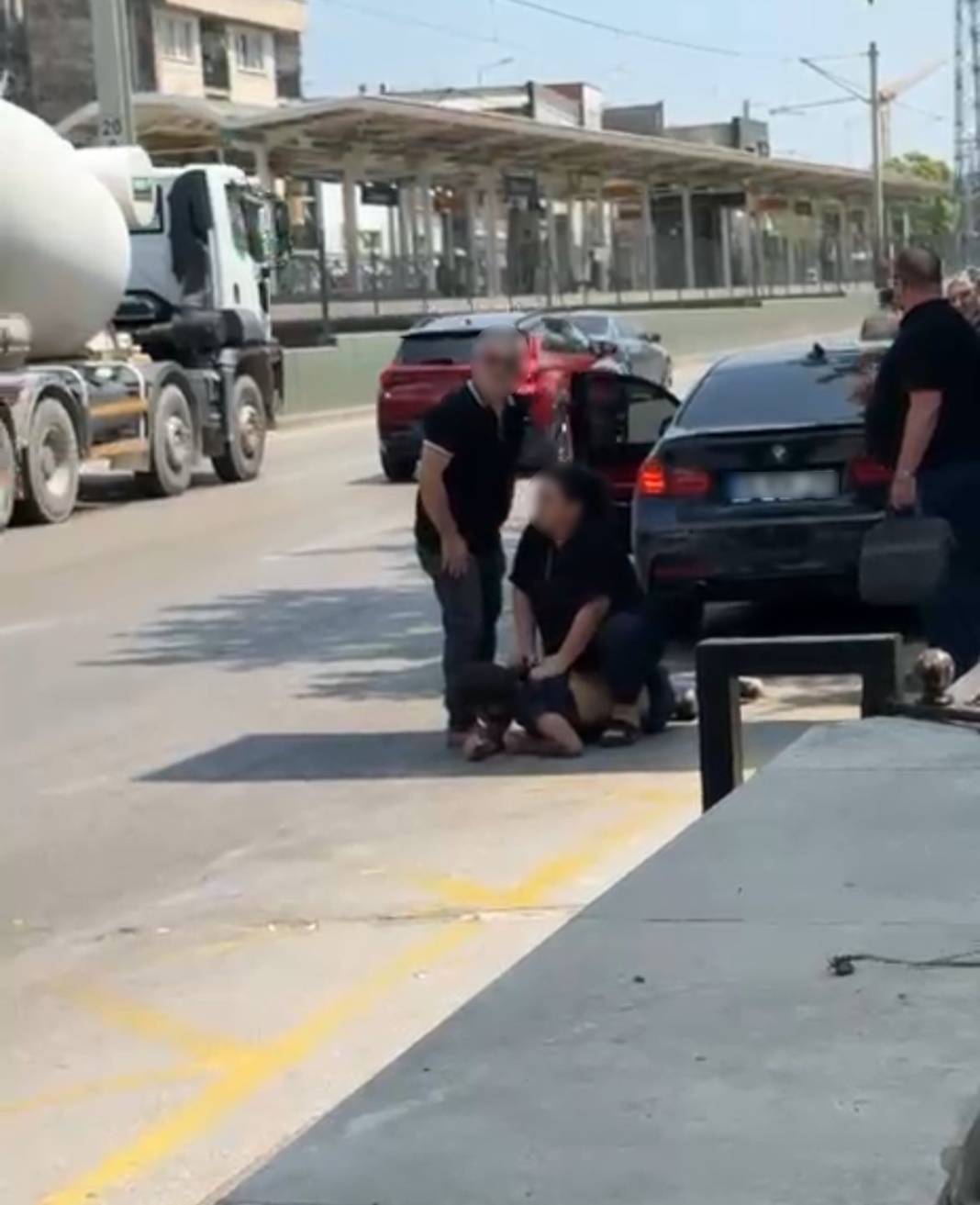 Eski eşinden kocasına meydan dayağı 4