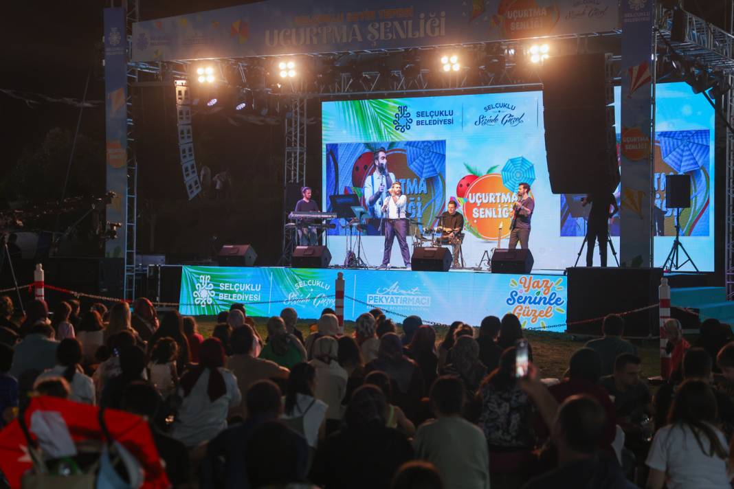 Konya'da görsel şölen sona erdi 11