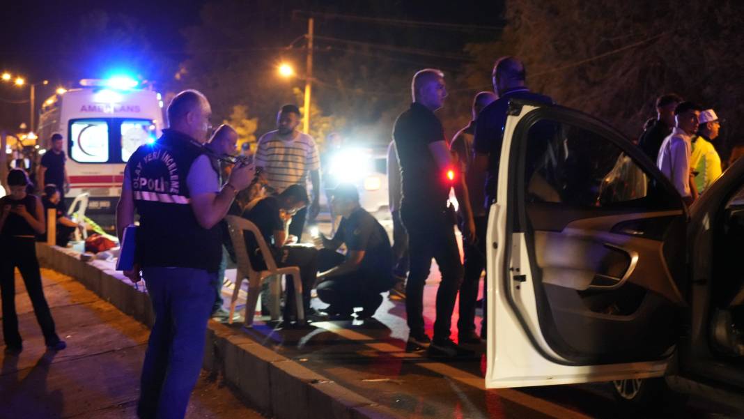 Cenaze yerdeyken düğün devam etti! 4