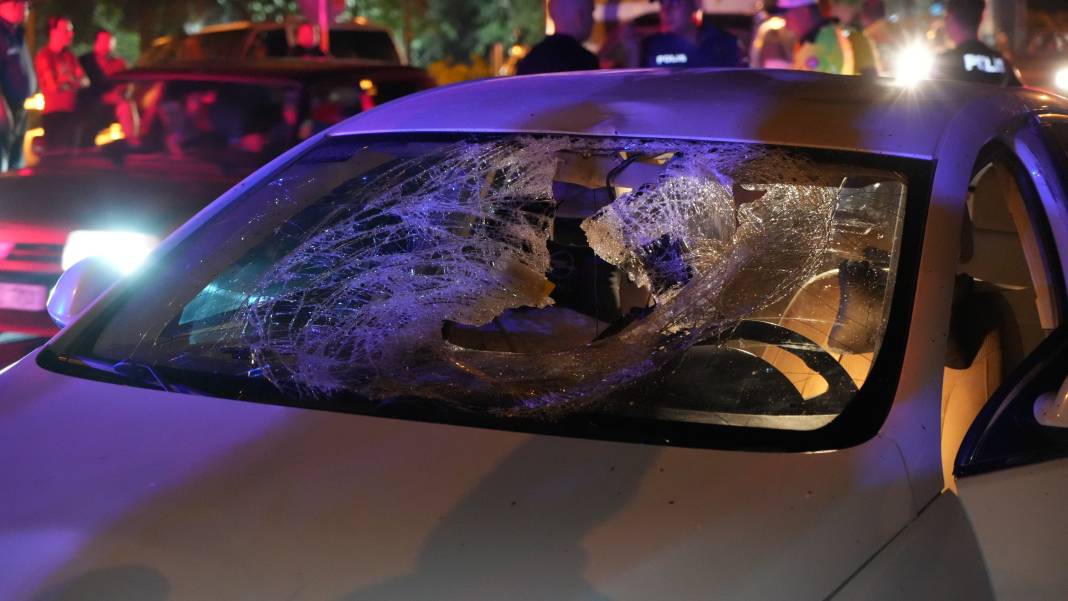 Cenaze yerdeyken düğün devam etti! 7