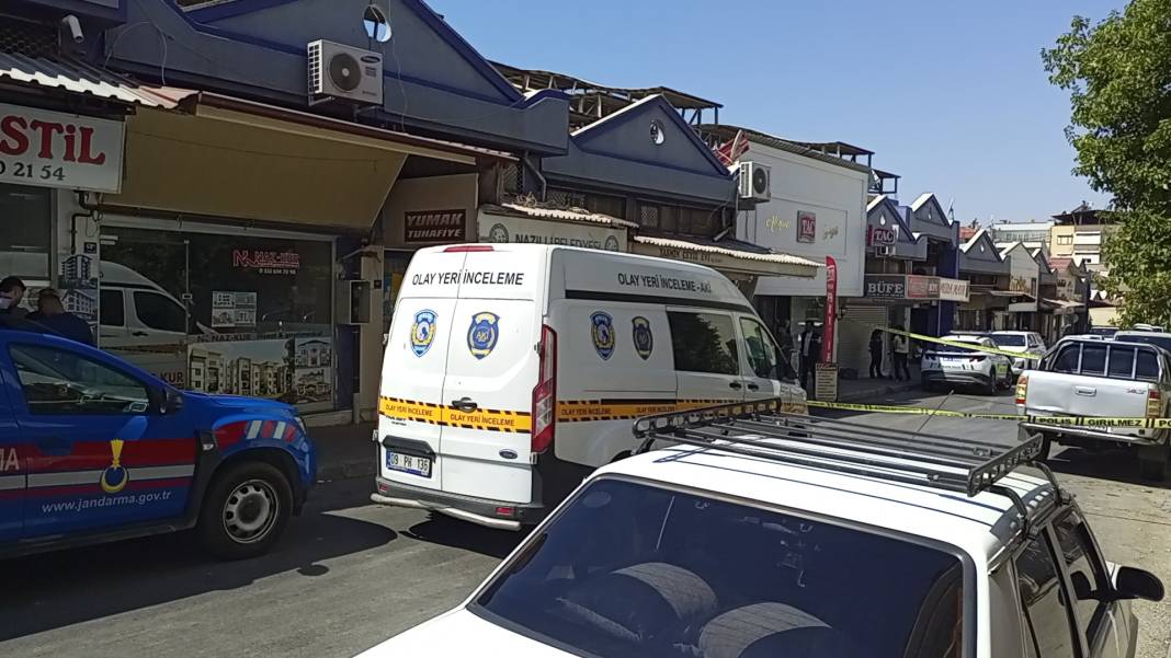 Polis memuru, boşanma aşamasındaki eşini öldürdü 4