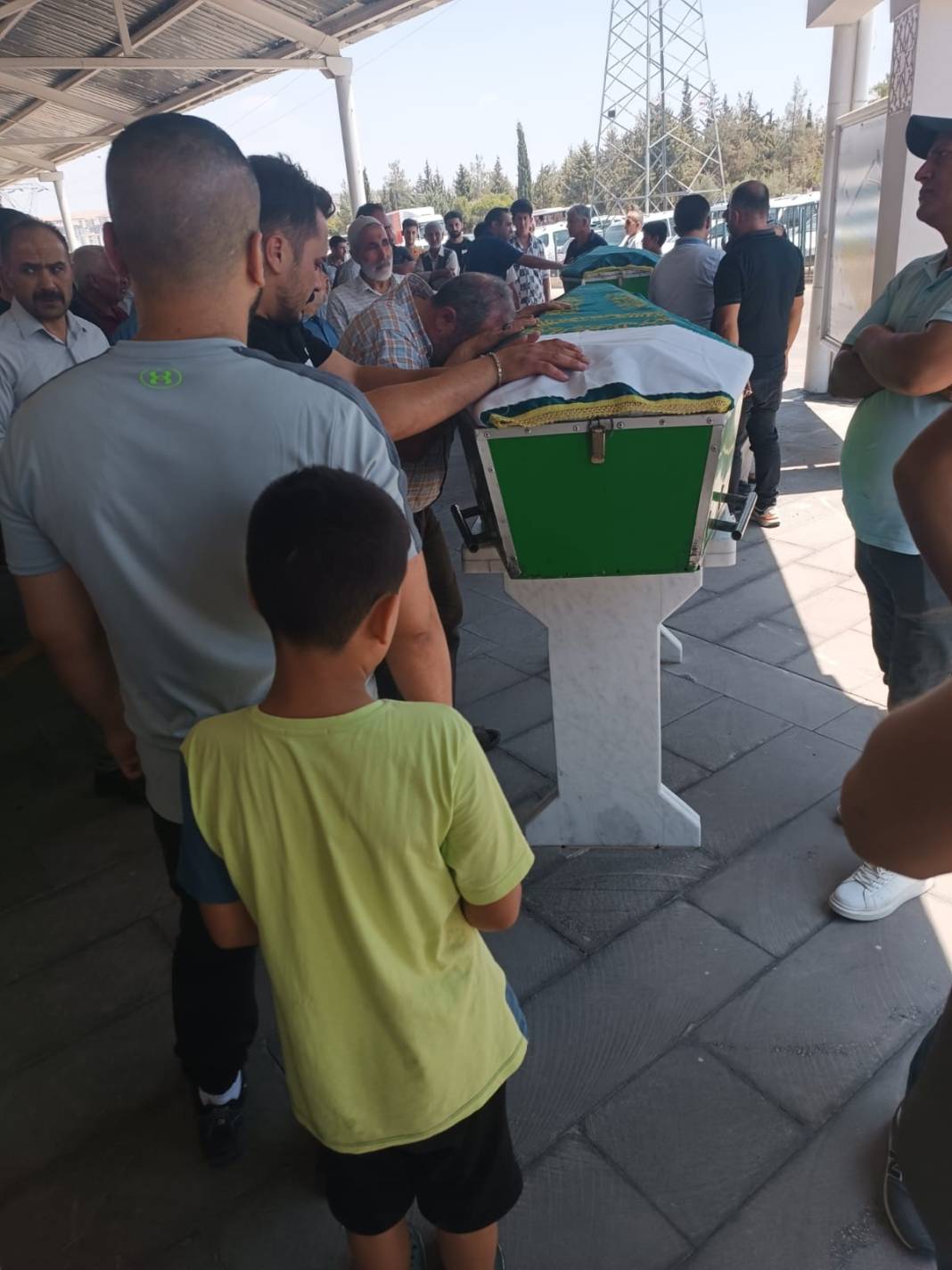 Liposuction ameliyatı için gittiği özel hastaneden cenazesi çıktı 5