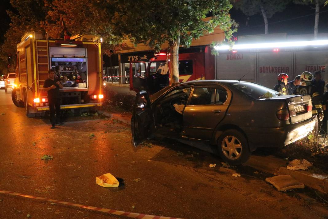 Nişanlı çift, doğum günü kutlaması dönüşü kazada yaşamını yitirdi 7