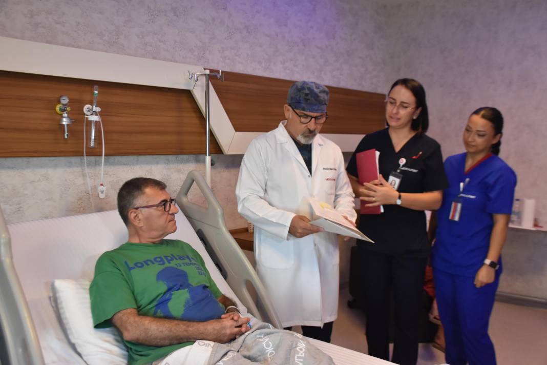 Öksürük ve balgam şikayetiyle hastanede akciğerinden diş implantı çıktı 5