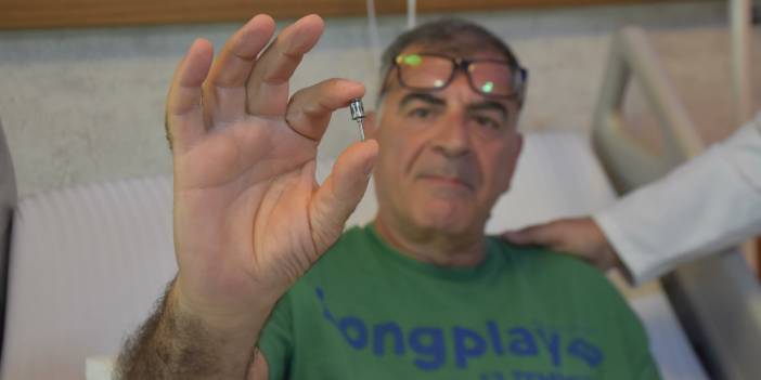 Öksürük ve balgam şikayetiyle hastanede akciğerinden diş implantı çıktı