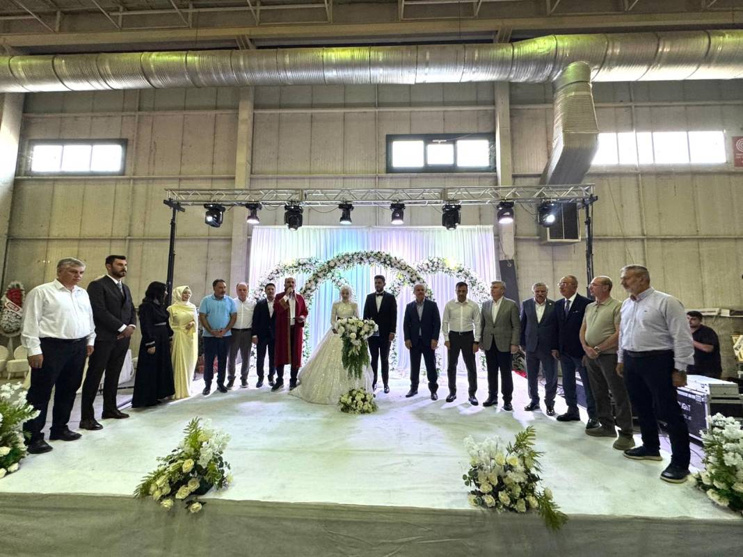 Konya protokolü bu düğünde! Ünlü markaların evlatları evlendi 2