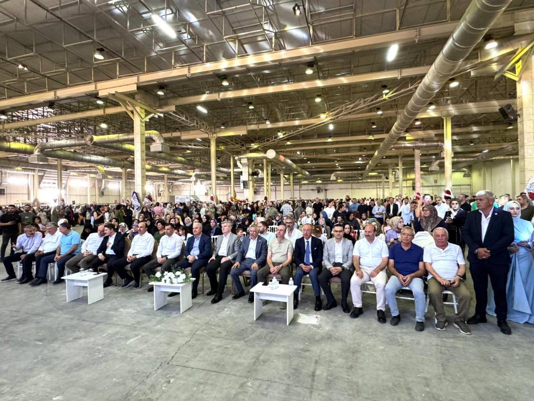 Konya protokolü bu düğünde! Ünlü markaların evlatları evlendi 5