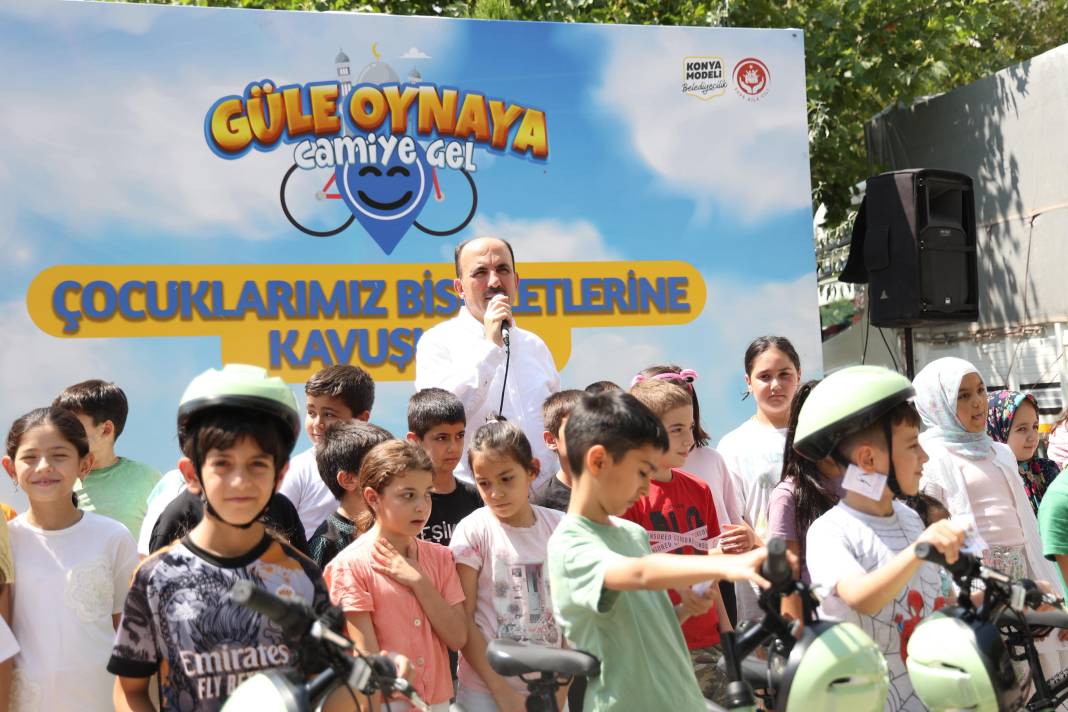 Konya'daki çocuklara bisiklet hediyesi! 5