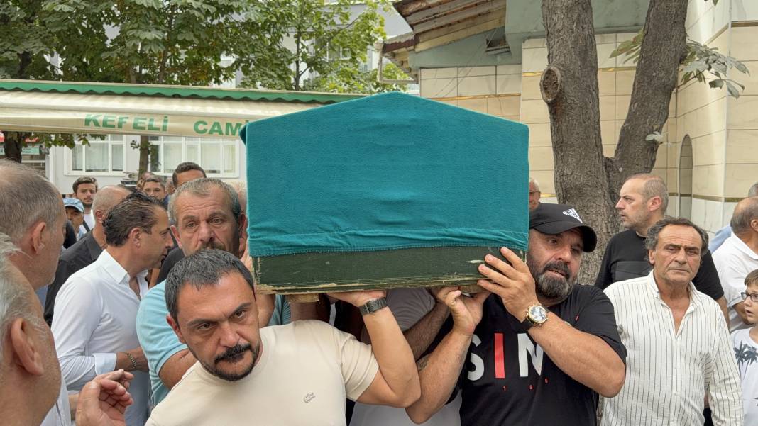 2 kişinin öldüğü otobüs kazasının dehşet görüntüleri ortaya çıktı 3