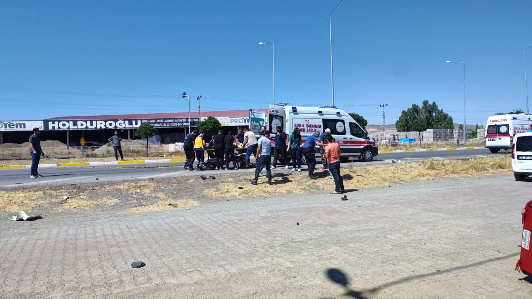 Tırın çarptığı elektrikli motosikletin sürücüsü hayatını kaybetti 4