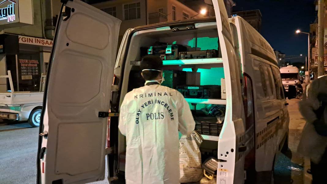 Emekli öğretmen evinde ölü bulundu 1