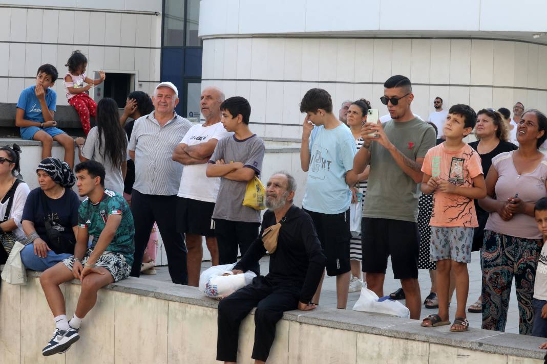 Antalya'da korkunç olay! Maske takıp girebildiler... 5