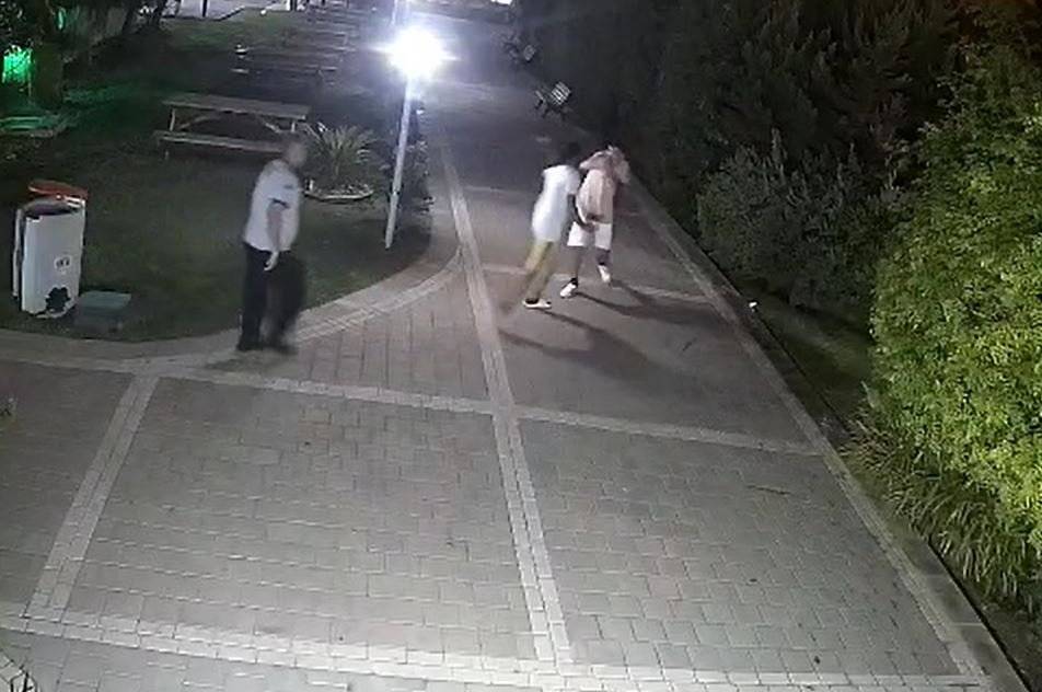 Oğluyla kavga eden çocuğu darbetti 1