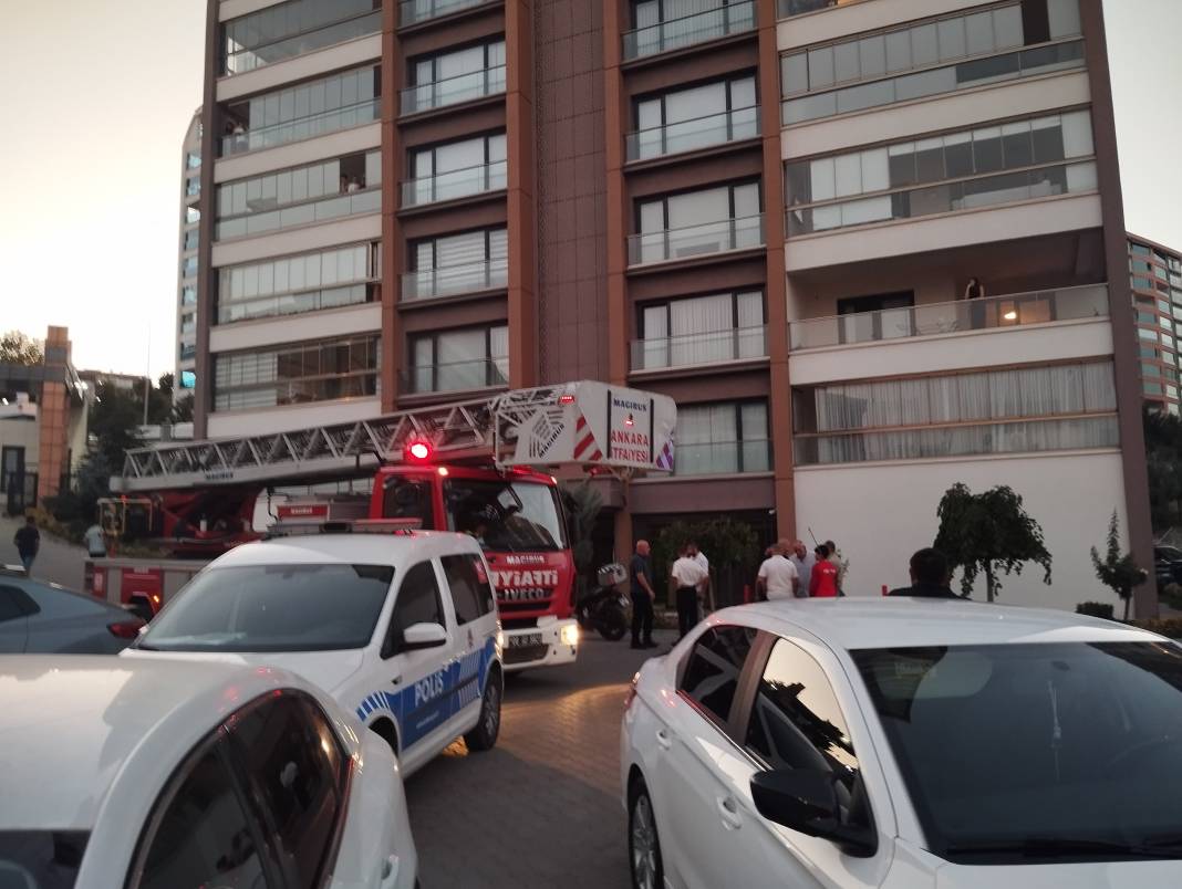 Boşanma aşamasındaki eşini çocuklarının yanında öldürdü 4