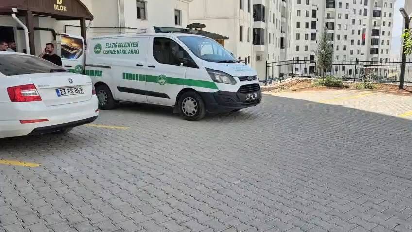 Yasak aşk cinayeti... Başkomiser, evinde gördüğü şahsı öldürdü 1