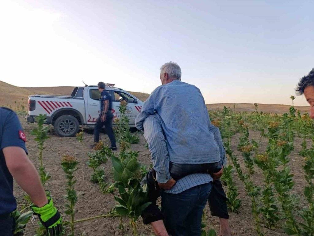 5 gündür kayıptı, dere yatağı kenarında sağ olarak bulundu 1