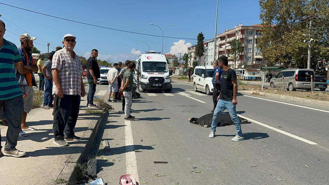 Pazar alışverişi ölümle bitti! Anneyi kızdan ayıran kaza 2