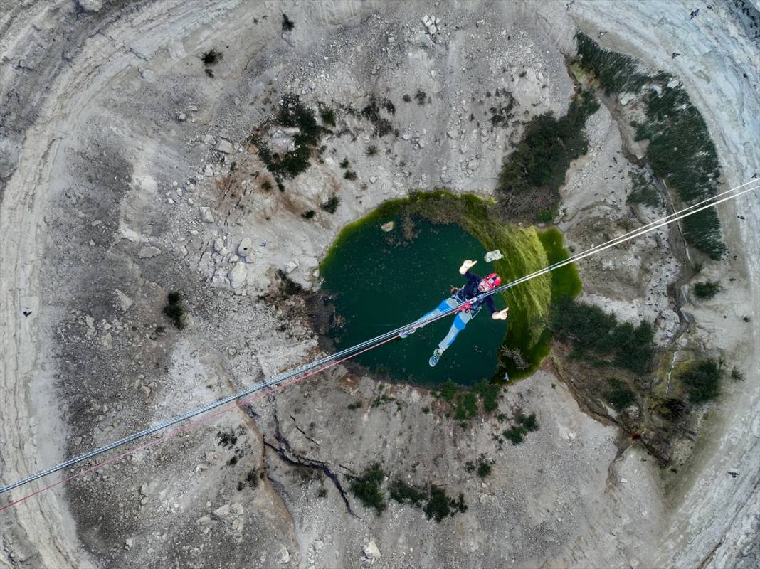 Konya'da dağcılar obruk tehlikesine dikkat çekti 29