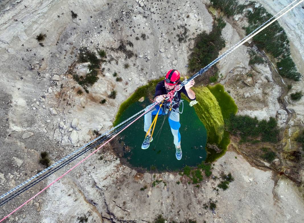 Konya'da dağcılar obruk tehlikesine dikkat çekti 30