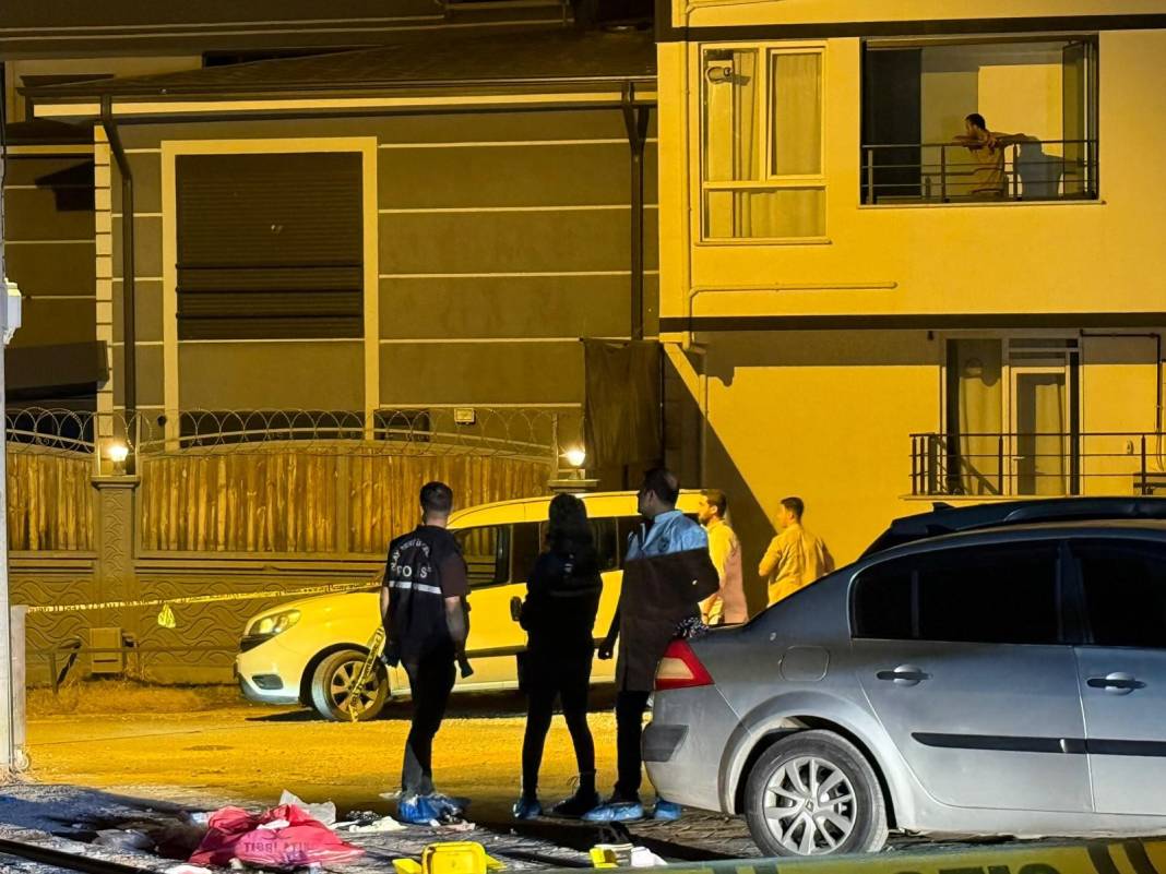 Kıskanç sevgili dehşet saçtı: 3 ölü 4