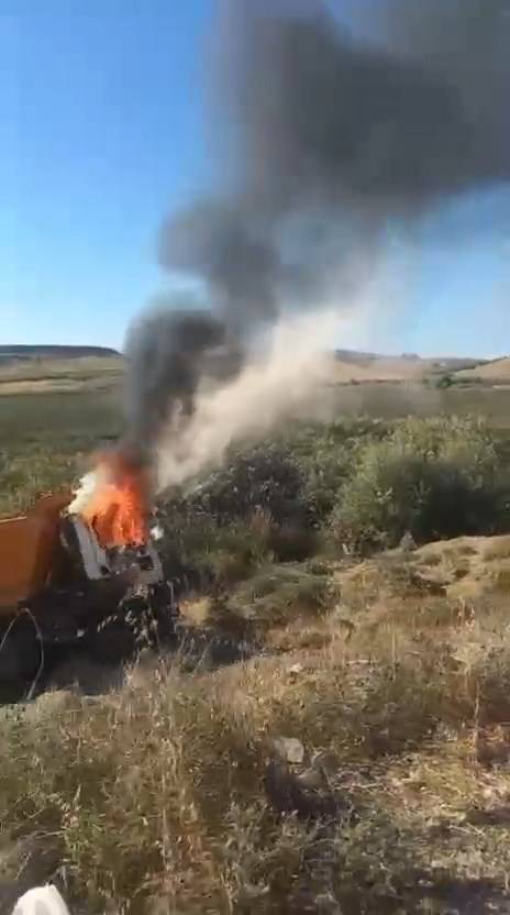 Yanan kamyonun şoförü hayatını kaybetti 2