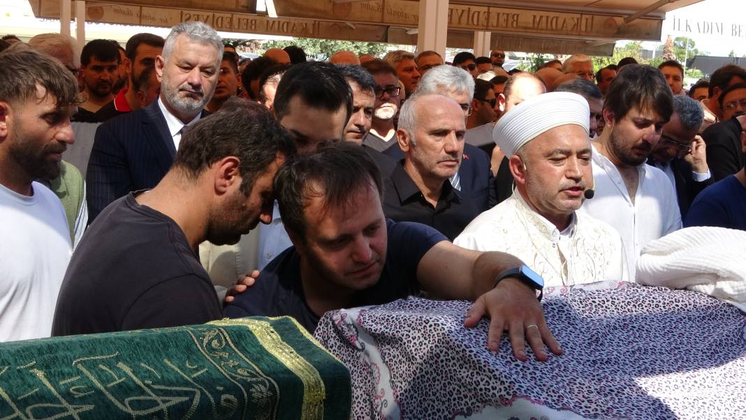 Samsun'da anne ile çocuğuna acı veda... Babanın yaptıkları yürekleri dağladı 4