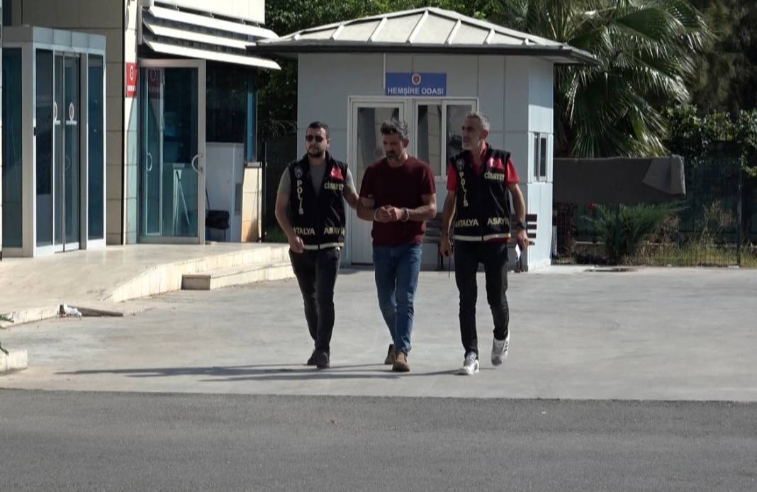 Yer Antalya... Eski eşini öldürüp ailesini arayarak o sözleri sarfetmiş 10