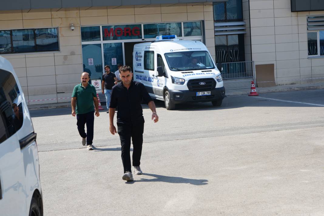 Yer Antalya... Eski eşini öldürüp ailesini arayarak o sözleri sarfetmiş 4