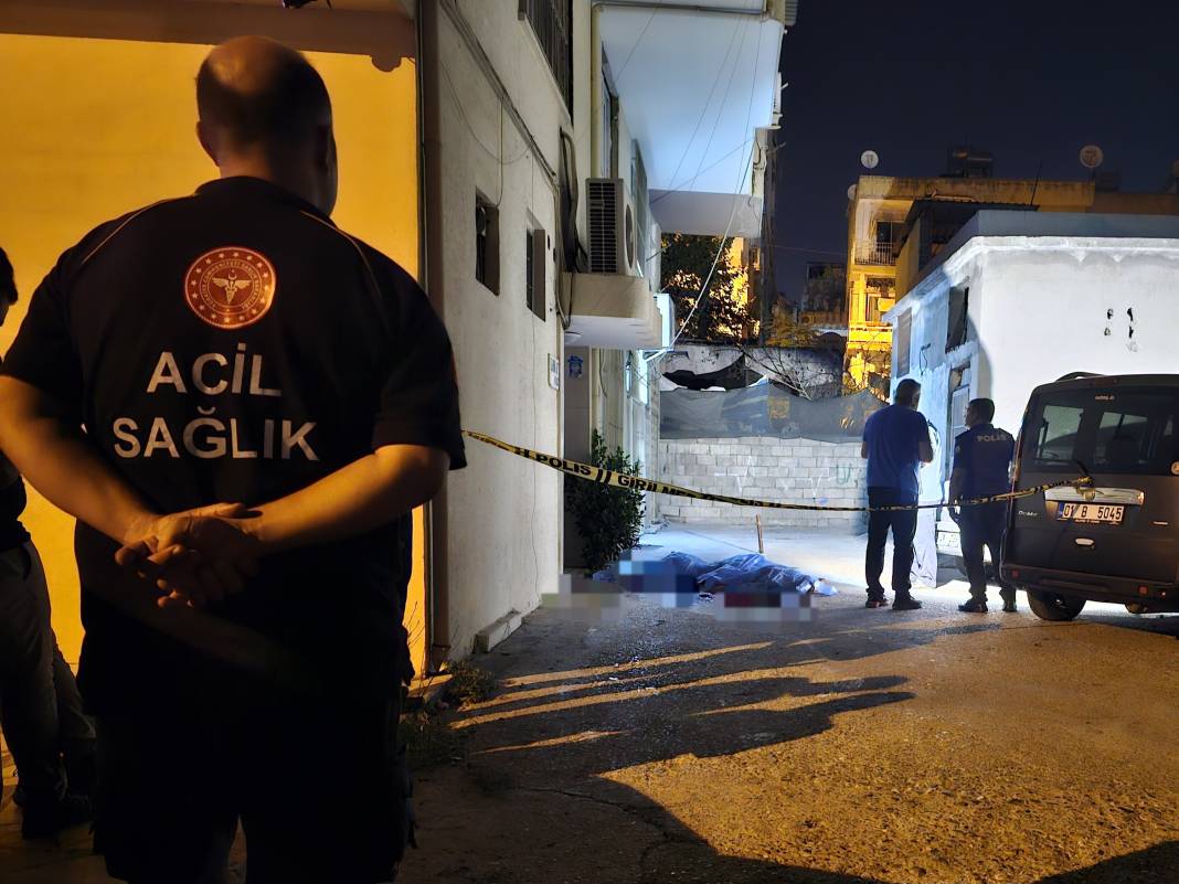 Evinin önünde uğradığı silahlı saldırıda öldü 4