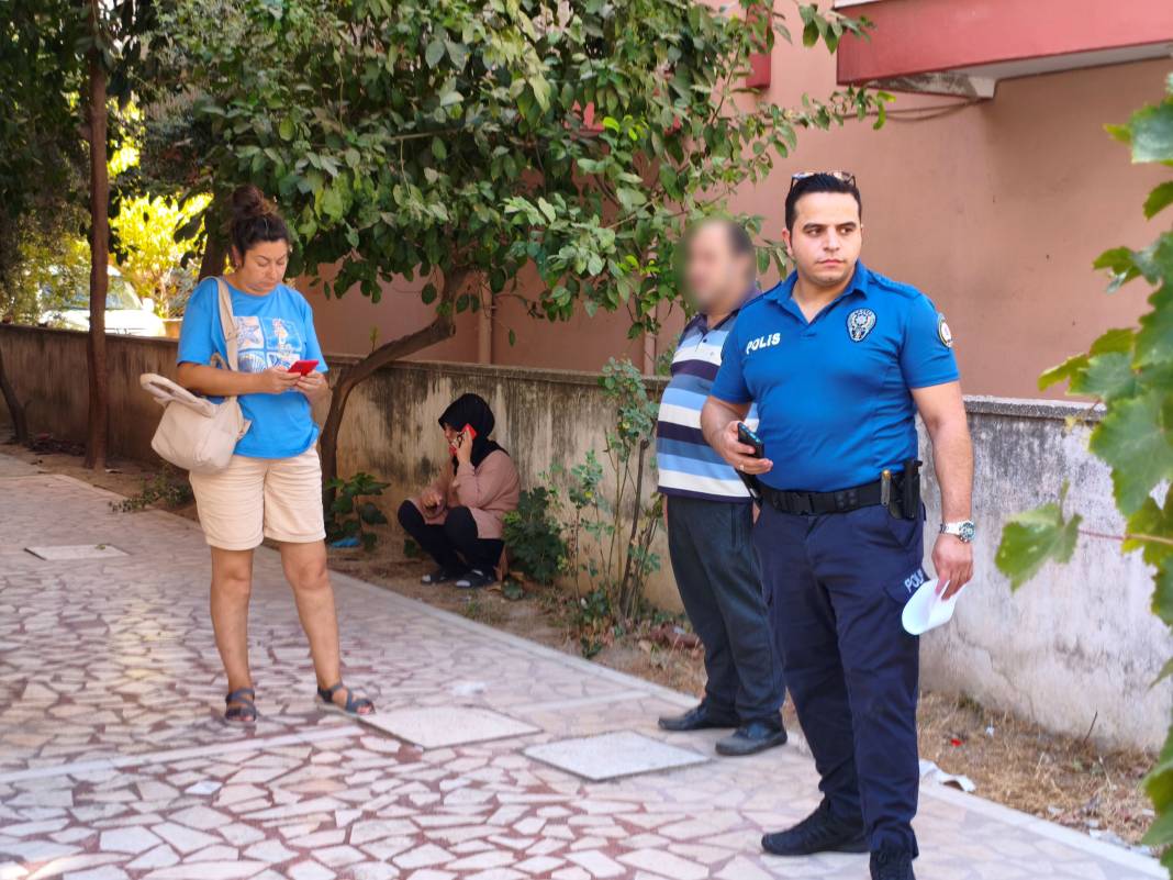 Babasının ölüsüyle 3 gün yaşadı! Kan donduran olay 6