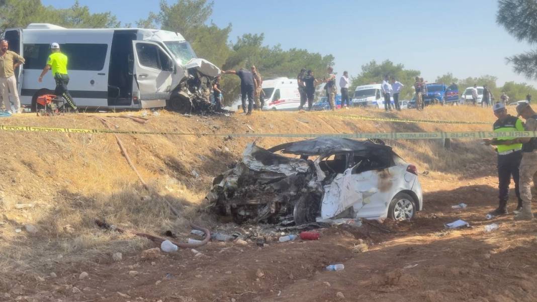 Genç sürücü hayatını kaybetti 4