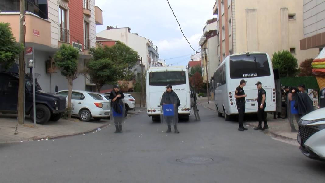 Sancaktepe'de alacak verecek kavgası: 1 ölü 2