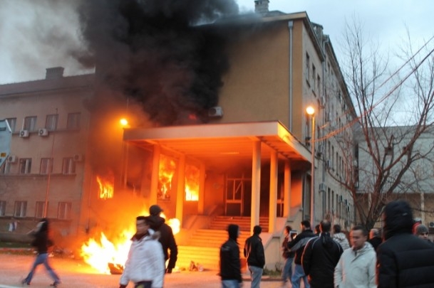 Bosna Hersek'te protestolar sürüyor 18