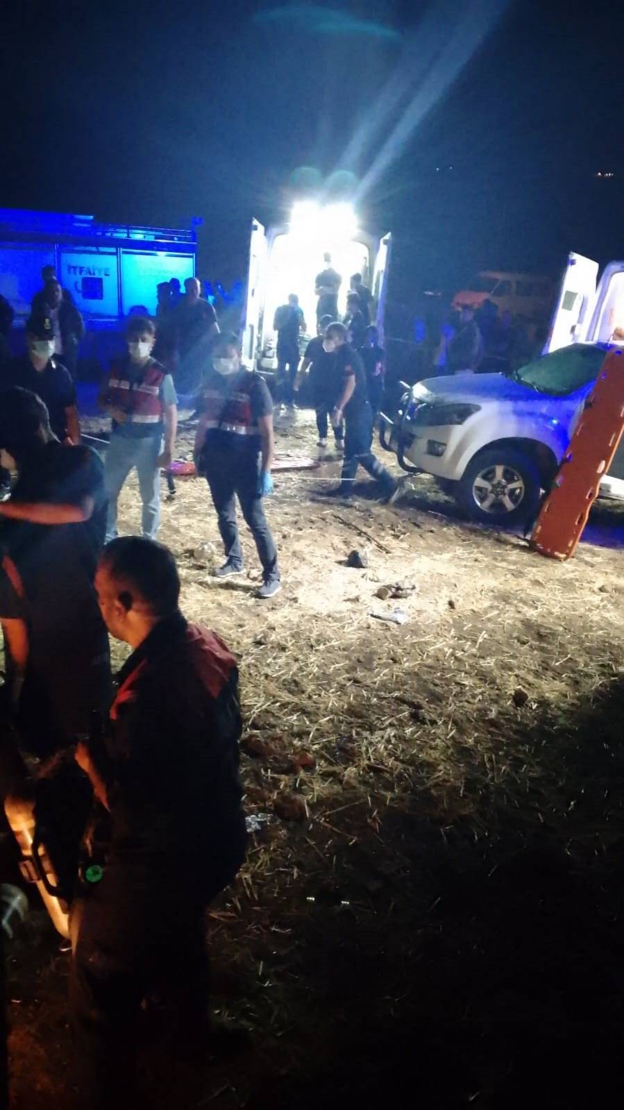 Su kuyusuna inen 4 kişi gazdan etkilenerek hayatını kaybetti 3