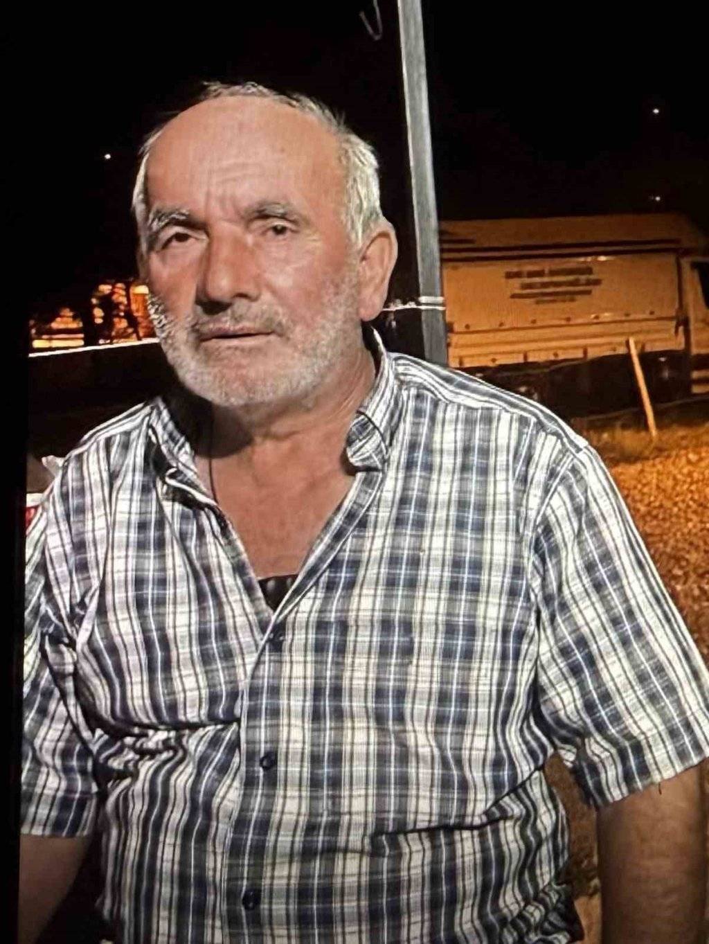 Otomobilin çarptığı çoban hayatını kaybetti 3