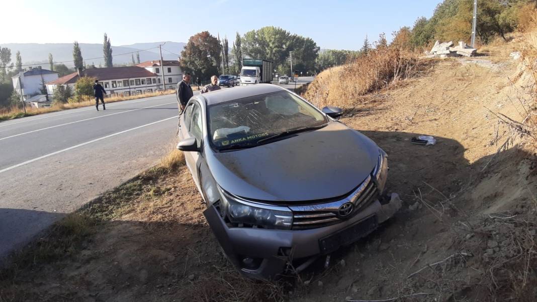 Kazada yaralanan kadın hayatını kaybetti 1