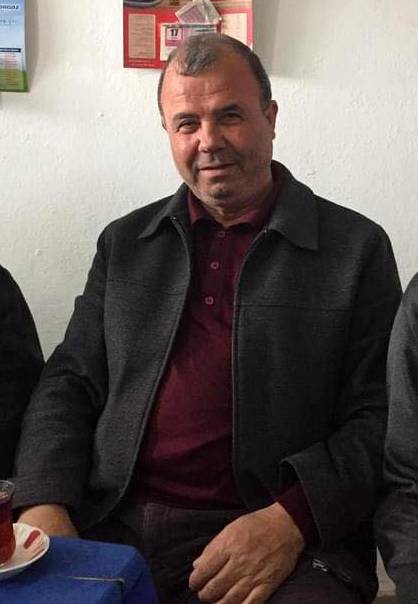 İki arkadaşını meydanda tüfekle öldürdü 5