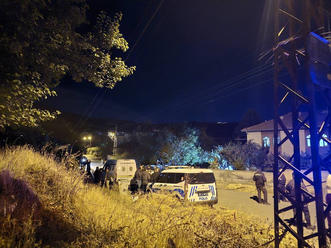 Karı koca cami çıkışında evlerinin önünde öldürüldü 6