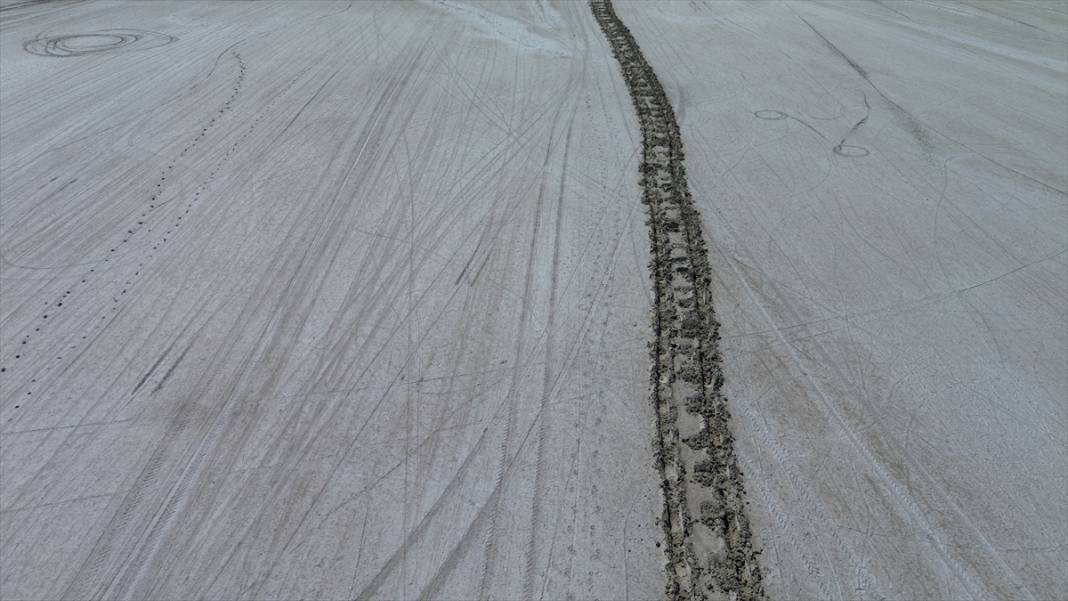 Tuz Gölü'ndeki kuraklık biyolojik çeşitliliği de etkiliyor 16