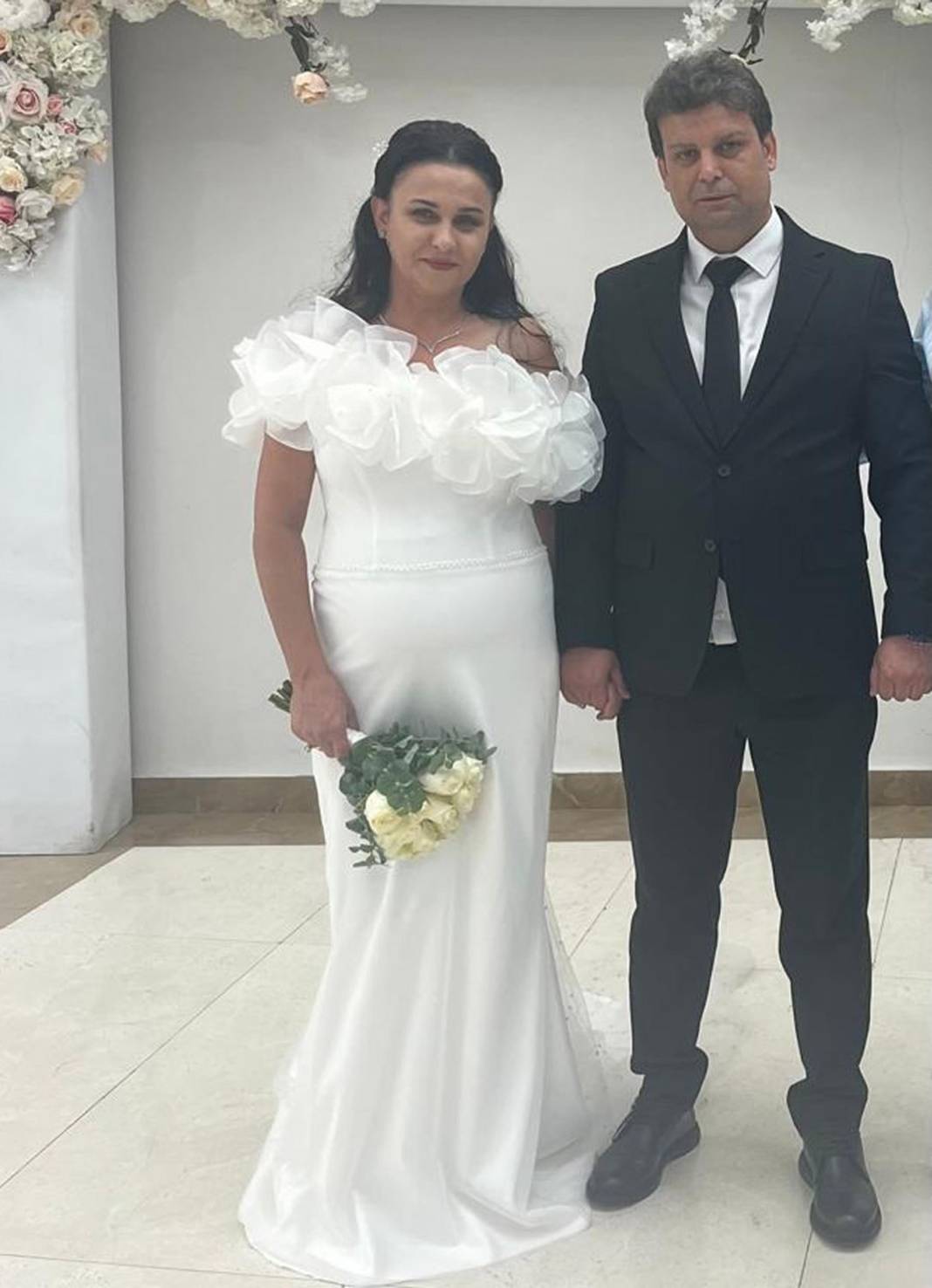 Dehşet! 20 günlük eşini öldürüp, intihar etti 4