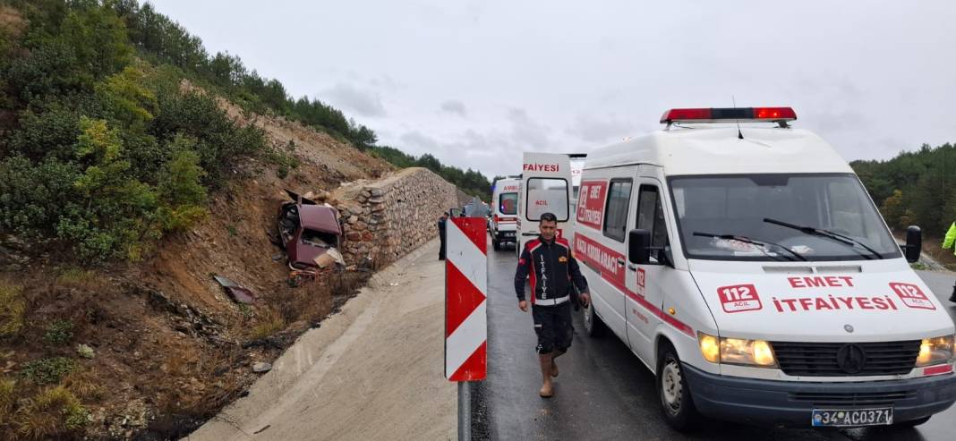 Kütahya'da karı kocayı hayattan koparan kaza! 3