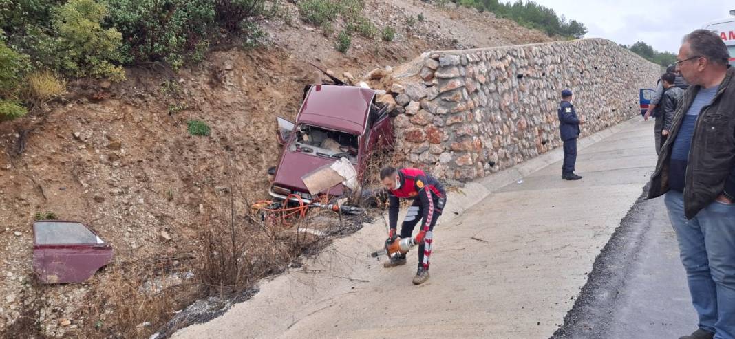 Kütahya'da karı kocayı hayattan koparan kaza! 4