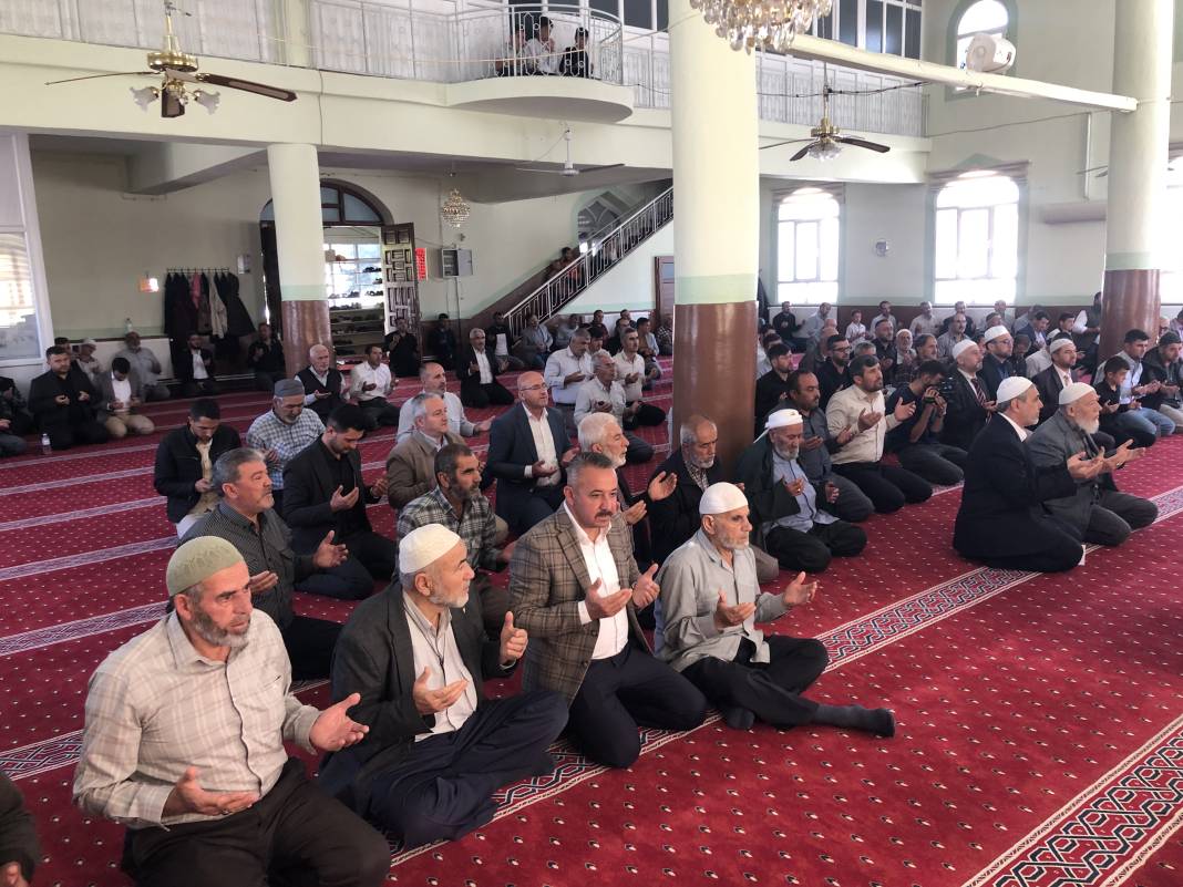 Altınekin Akıncılar’da hafız ve hafizeler için tören 14