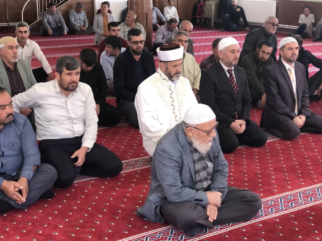 Altınekin Akıncılar’da hafız ve hafizeler için tören 4