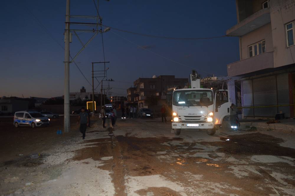 3 katlı evde yangın; 5 yaşındaki Bekir öldü, 12 yaralı 3