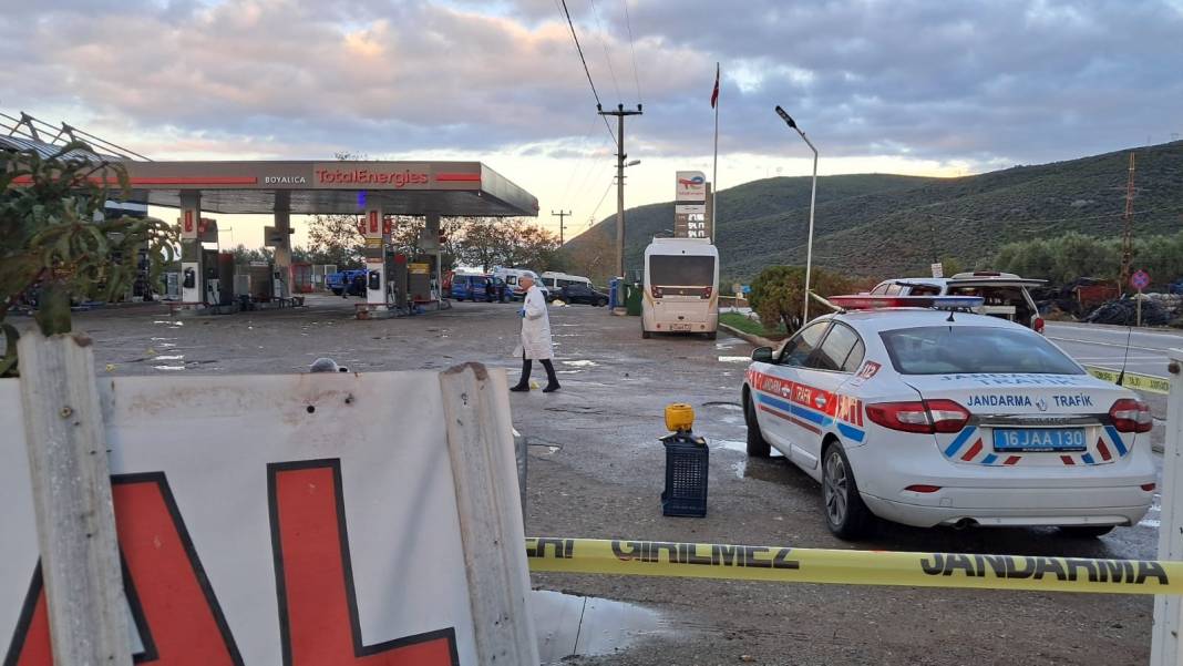 Bursa’da akaryakıt istasyonu Teksas'a döndü! 5