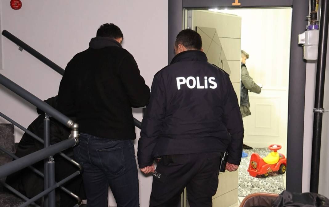 Mahalle yasta! Anne ve 1 yaşındaki oğlu hayatını kaybetti 1