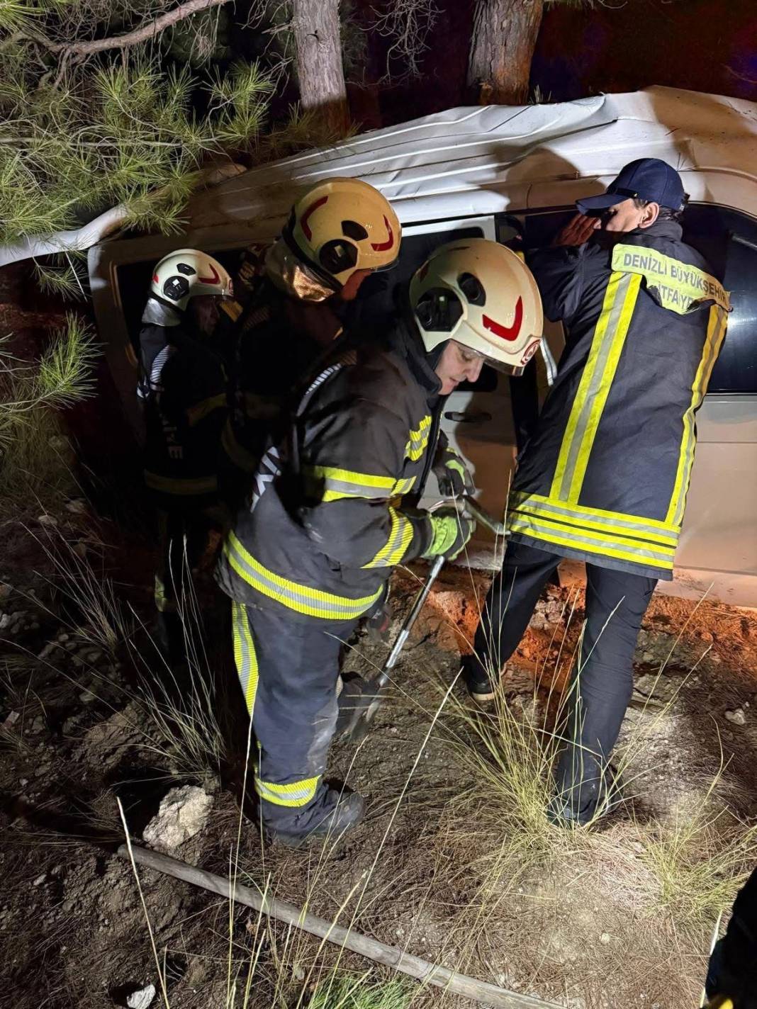 İki genç arkadaşın ölümü sevenlerini yasa boğdu 1