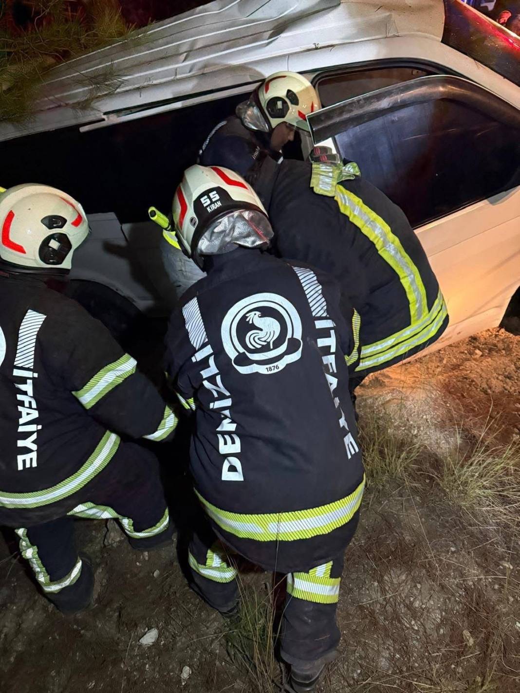 İki genç arkadaşın ölümü sevenlerini yasa boğdu 4